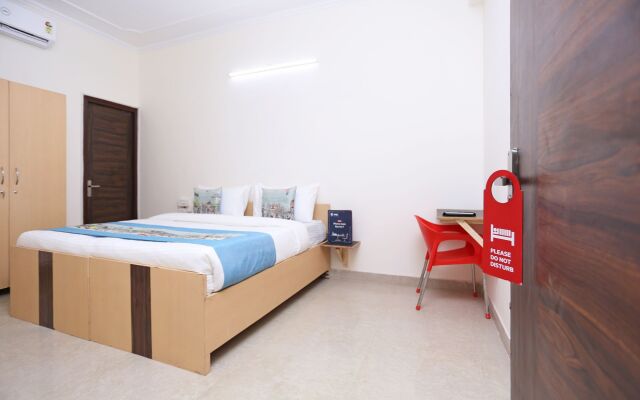 OYO 9381 DLF Cyber City