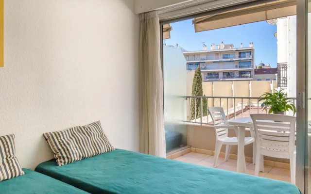 Appartement Saint-Raphaël, 1 pièce, 3 personnes - FR-1-466A-37