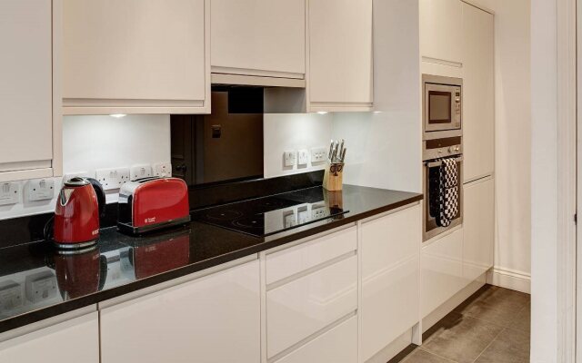 Knightsbridge Apartments