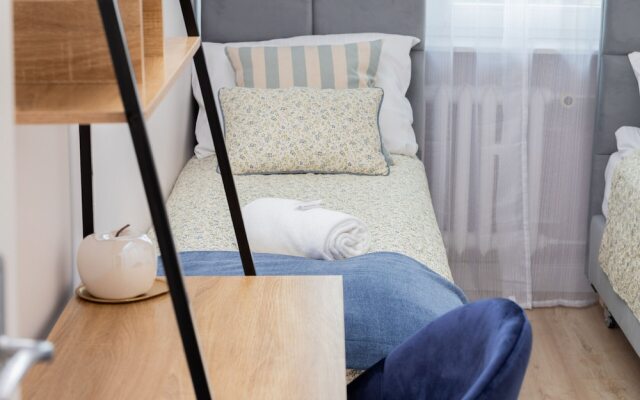 Apartment Spadzista Gdansk by Renters
