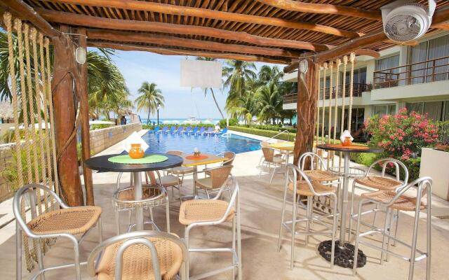 Ixchel Beach Hotel
