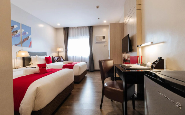 RedDoorz Premium near Ateneo Katipunan