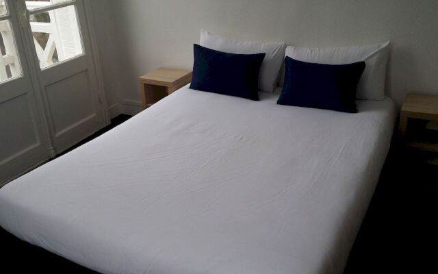 Budget Inn Barbizon-Fontainebleau