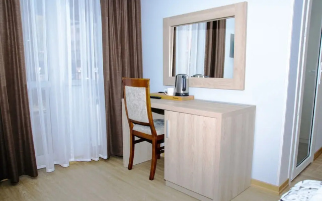 Altaroom Hotel