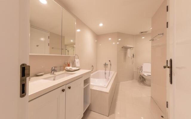 Centre Point Plus Hotel Silom