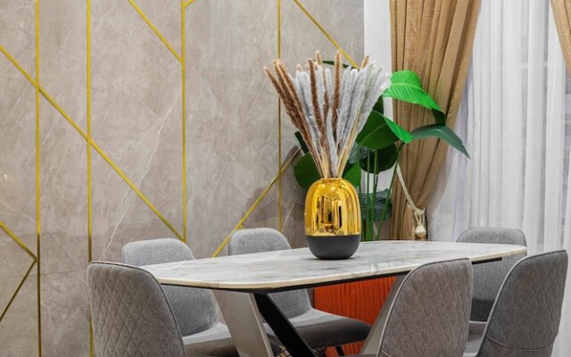 Jayjay Homes And Apartment