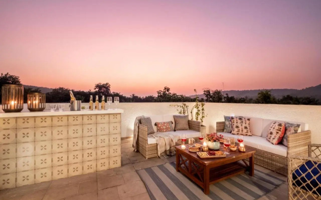 LohonoStays Villa Athena