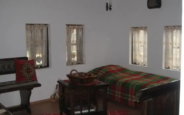 Beeva House