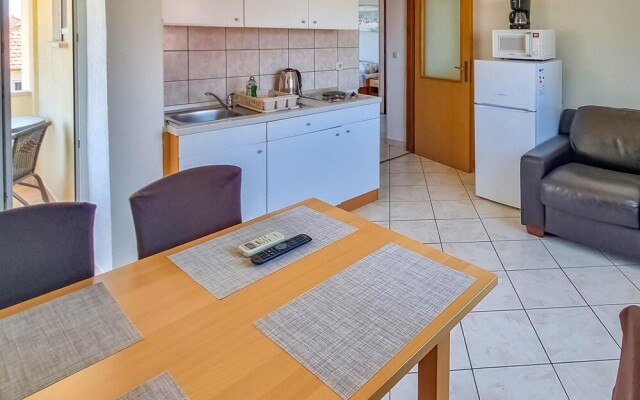 Amazing Apartment in Zadar With Wifi and 2 Bedrooms
