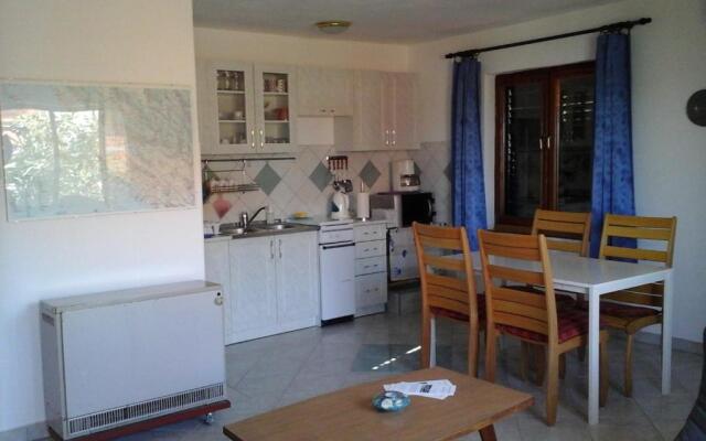 Apartment Vrulje