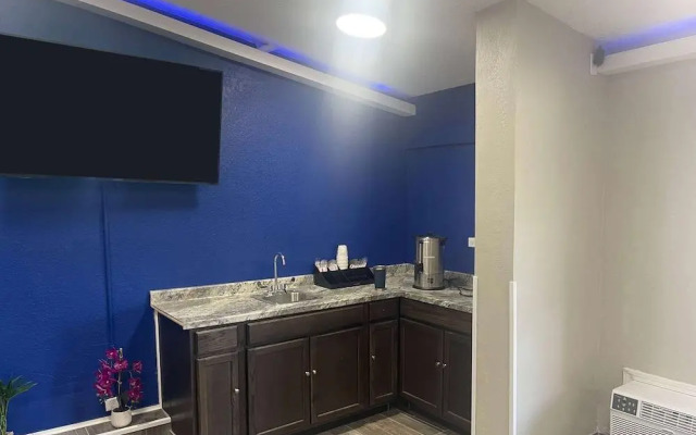 Days Inn by Wyndham Salisbury, NC