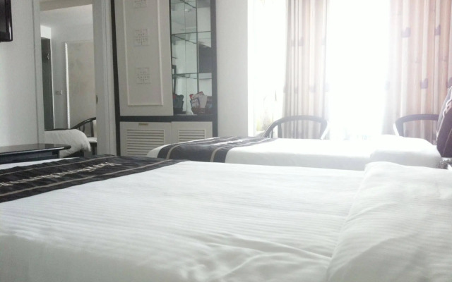 Hanoi Emotion Hotel