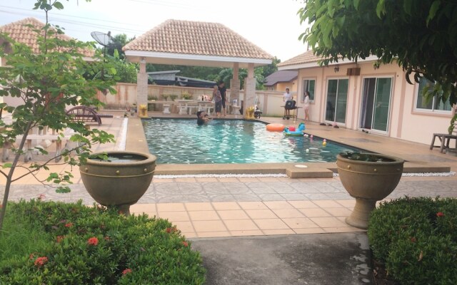 EEd Amata Resort