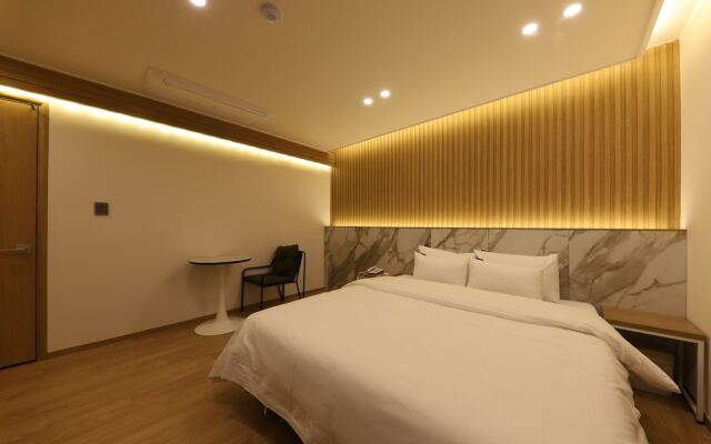 Hotel Browndot Chungjang