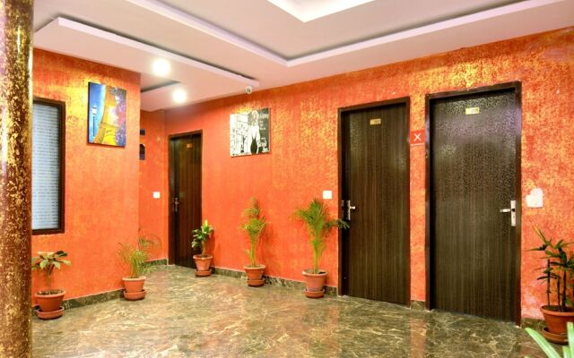OYO 8622 Hotel Grand Inn