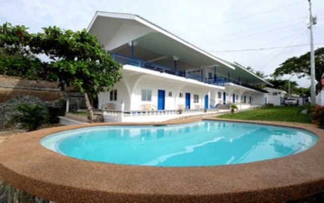 Pescadores Suites Moalboal
