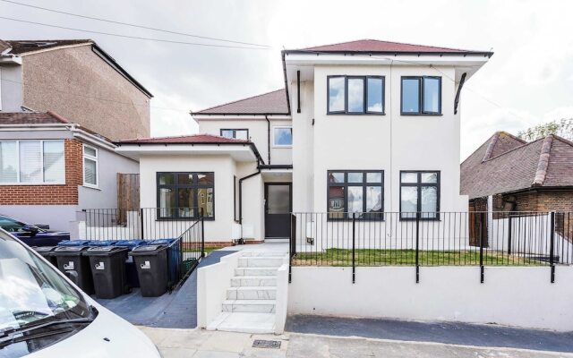 The West London Luxury Apartment