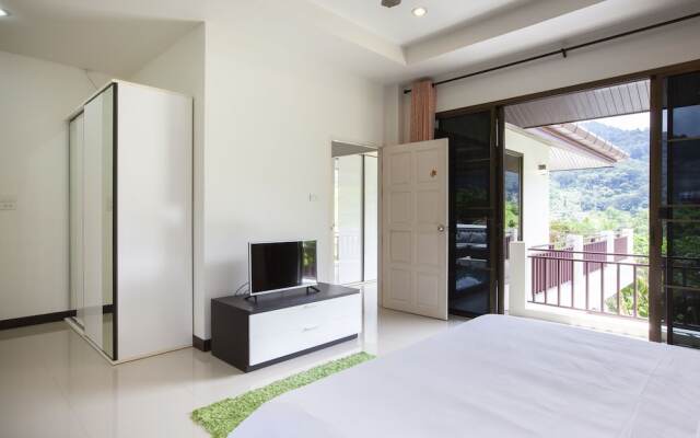 Pool Villa 3 Bedrooms Mountain View