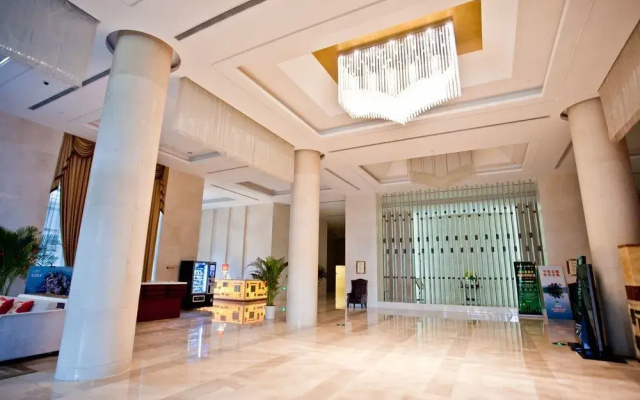 Qiandao Lake Greentown Ling Yun Apartment