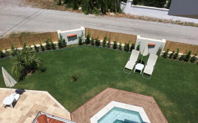 Crescent Twins -White Villa