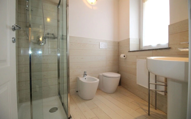 Lakefront Cadorna Apartment