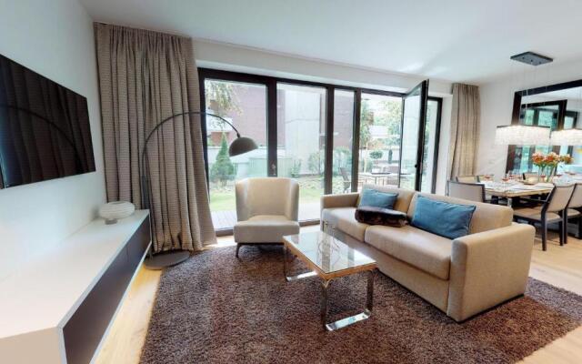 White Pearl Apartment 0.07