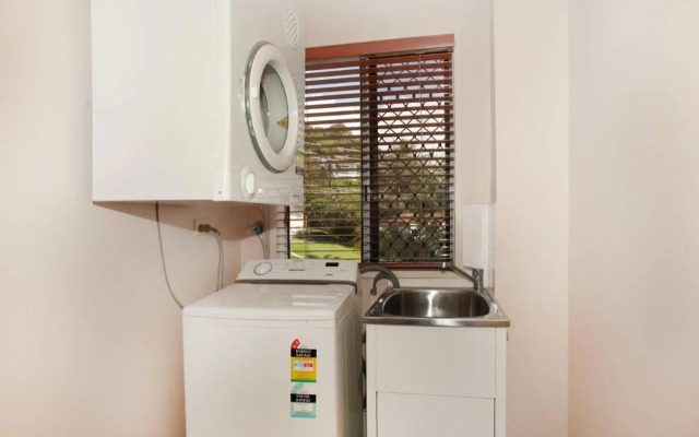 Unit 9 'Coolum Blueseas', Coolum Beach