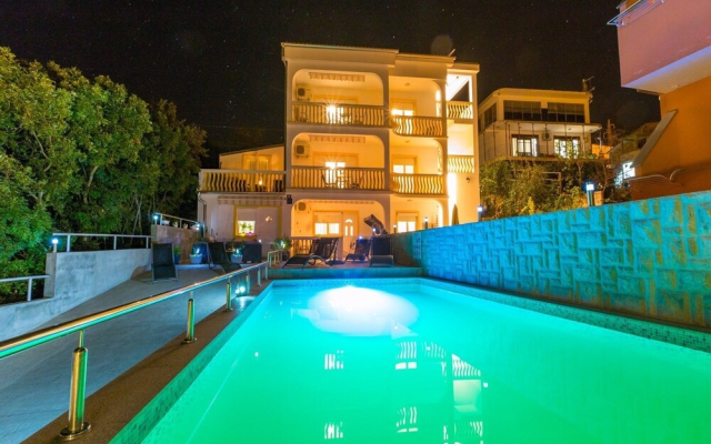Modern Apartment in Crikvenica With Swimming Pool