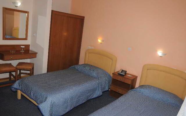 Hili Hotel