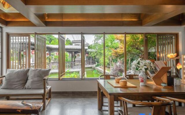 Youjian Jiangnan Hostel