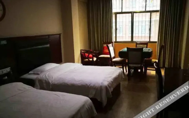 Sunshine Holiday Hotel