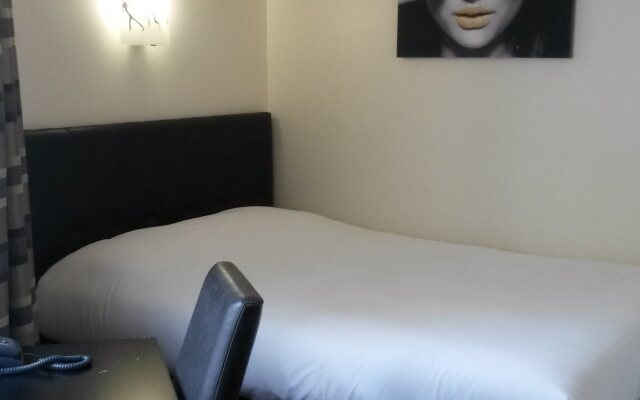 Hotel Prince Monceau