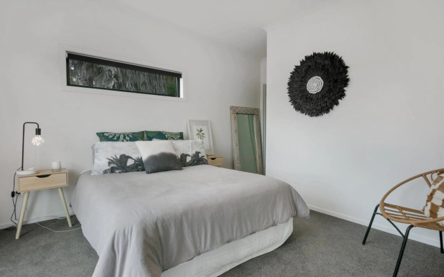 Sky Above Beach Below - Waihi Beach Holiday Home