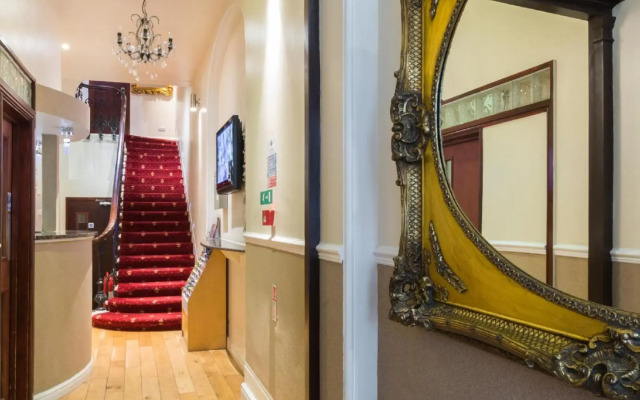 Notting Hill Gate Hotel