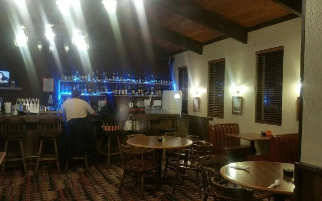 Best Western Bents Fort Inn