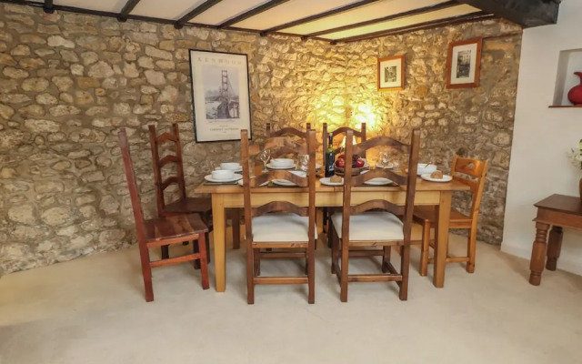 Poppy Cottage