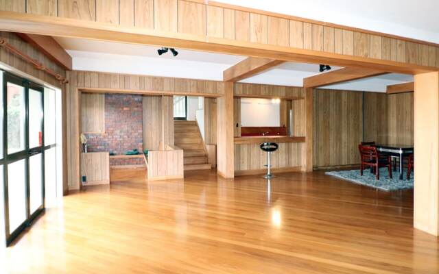 Luxury Country Views in Riverlea