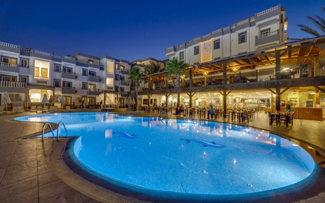 Smart Holiday Hotel & Suites -All Inclusive