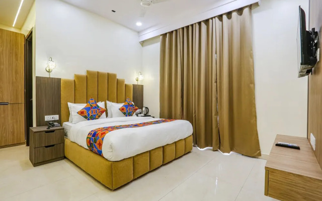 Fabhotel Vishesh Villas