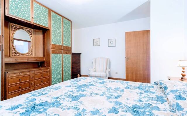 Villa Vallocchia - sleeps 18. Exclusive pool/grounds. Spoleto 10 mins. Rome 1 hr