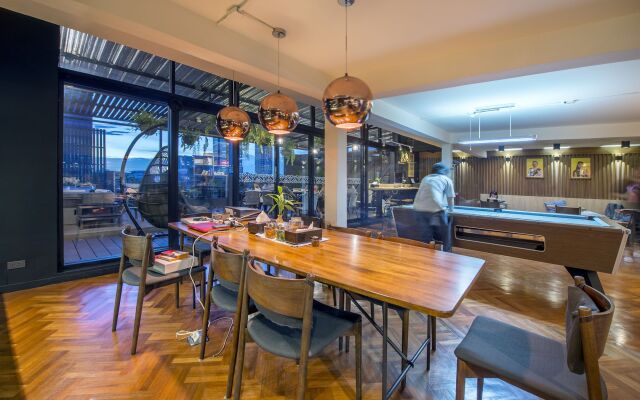 THE Posh Phayathai