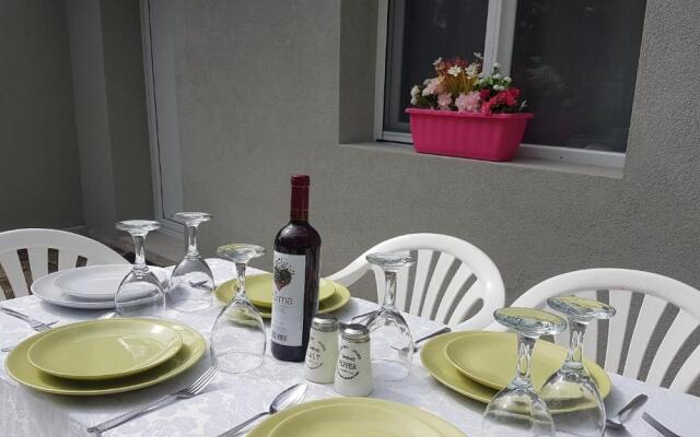 Kalithea family house with 3 bedrooms