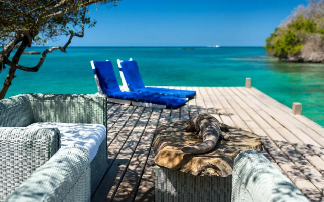 Hotel Coralina Island