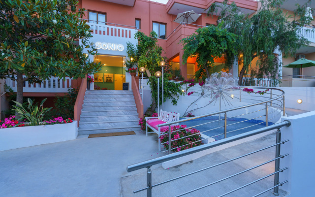 Sonio Beach Hotel