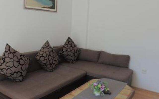 Apartmani Sutic & Restaurant San