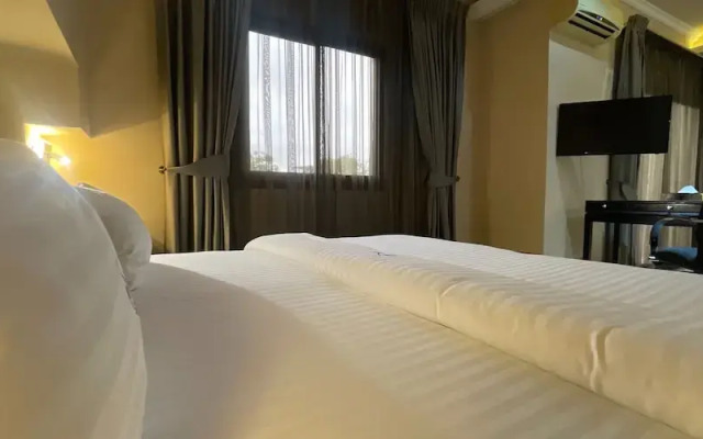 Particular Destiny Suites