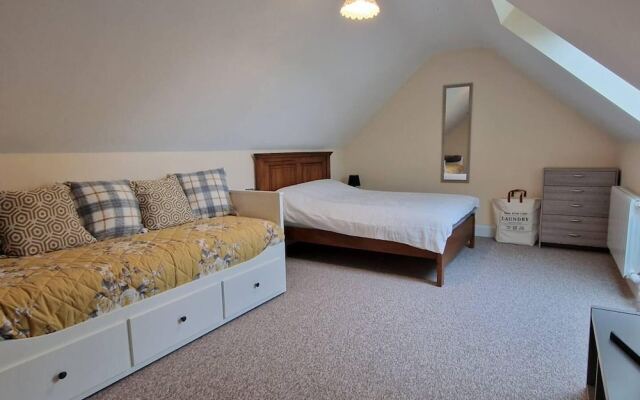Beautiful Home Near Lough Corrib