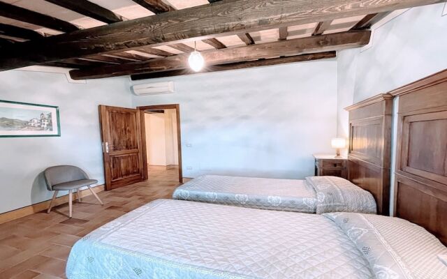 "open Pool Villa in Italy - Spoleto Umbria"