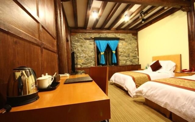 Tulip Inn Jiuzhaigou Shangmo Hotel