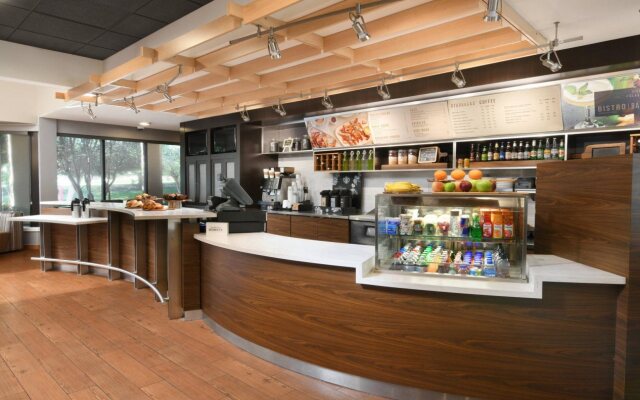 Courtyard by Marriott Dallas Las Colinas